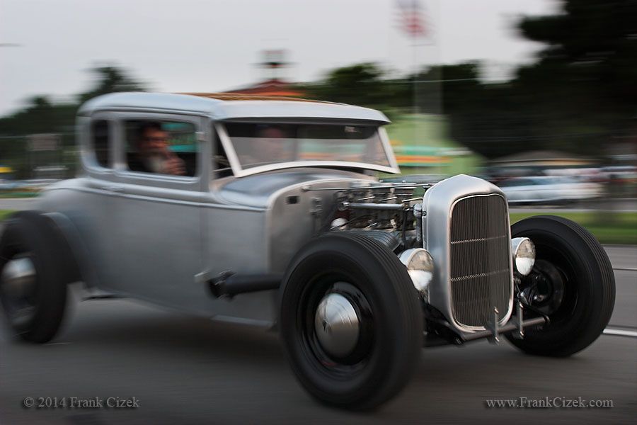 IMAGE: http://img.photobucket.com/albums/v218/PhotosGuy/2014%20Pre-Cruise/Pre-Cruise_8-8-14_0167-01.jpg 