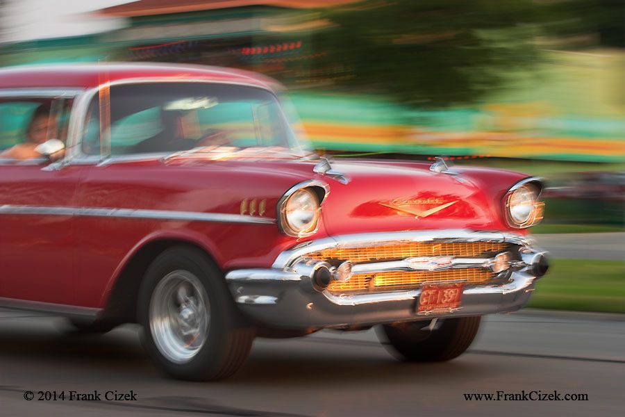 IMAGE: http://img.photobucket.com/albums/v218/PhotosGuy/2014%20Pre-Cruise/Pre-Cruise_8-9-14_0079-01.jpg 