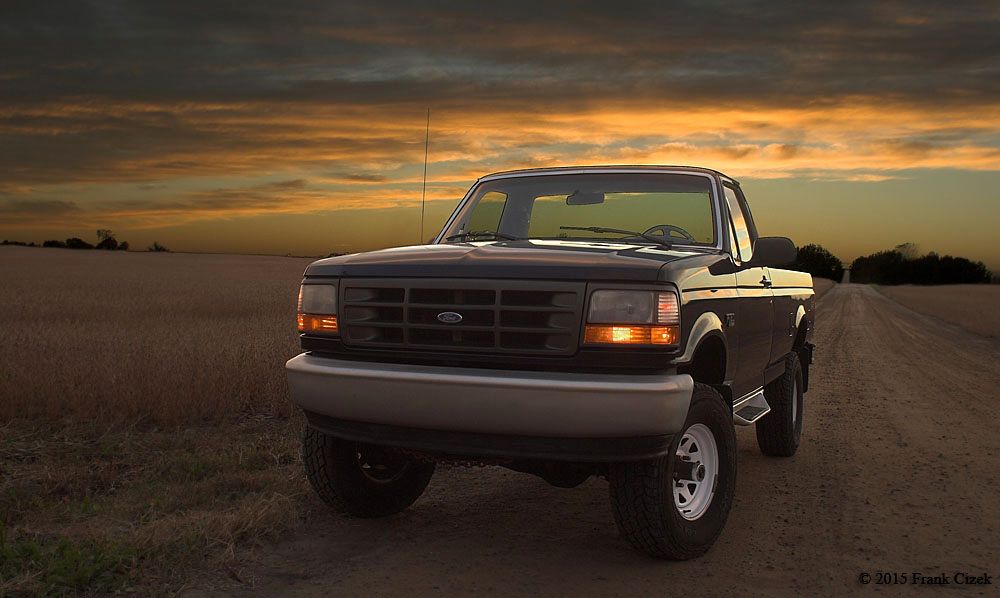 IMAGE: http://img.photobucket.com/albums/v218/PhotosGuy/2015%20Misc/Hughs-95-Ford_0242.jpg~original 