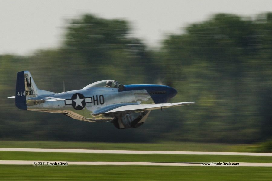 IMAGE: http://img.photobucket.com/albums/v218/PhotosGuy/Alma%20Air%20Show%202012/AAS-Sat_2012_0164.jpg