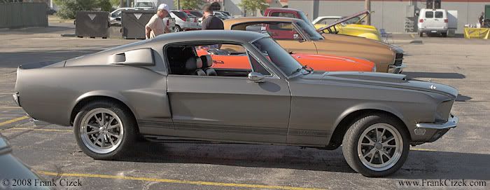 IMAGE: http://img.photobucket.com/albums/v218/PhotosGuy/Carz%202008/68-Mustang-Fastback-302_0510.jpg?t=1224041805