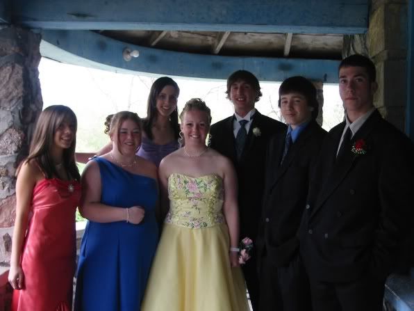 Image hotlink - 'http://img.photobucket.com/albums/v218/reely_kix_bumECR/prom3.jpg' Image hotlink - 'http://img.photobucket.com/albums/v218/reely_kix_bumECR/prom3.jpg'