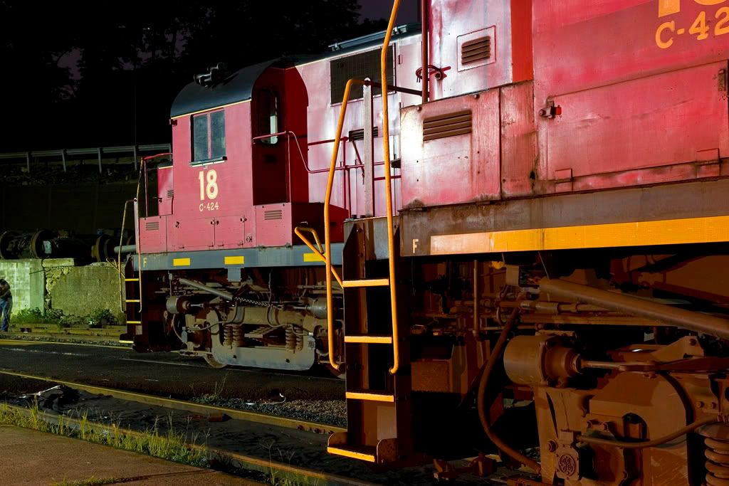 IMAGE: http://img.photobucket.com/albums/v218/tushykushy/IMG_0119small.jpg