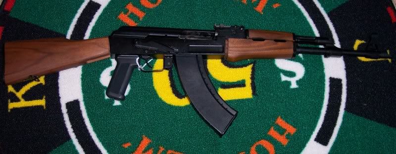 AK-47s1.jpg