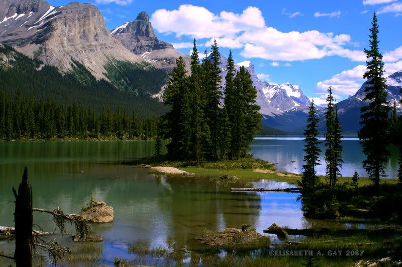 IMAGE: http://img.photobucket.com/albums/v220/AnnGay/SpiritIslandweb.jpg