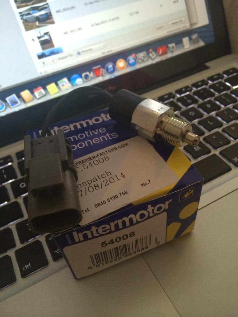 D40 Reverse Light Faulty?