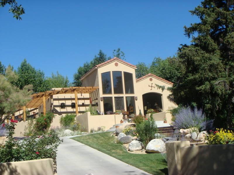 Reno A Saturday morning stroll around Newlands Manor SkyscraperPage