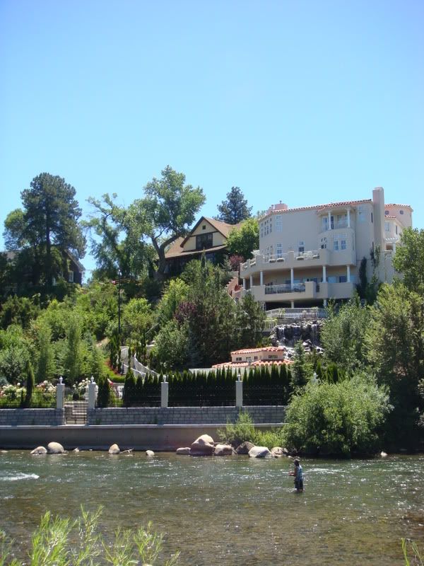 Reno A Saturday morning stroll around Newlands Manor SkyscraperPage