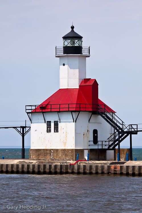 IMAGE: http://img.photobucket.com/albums/v222/gheb88/Michigan/IMG_2205.jpg