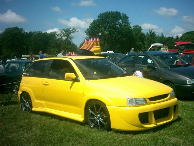 VWfestivalHarewoodHouse031.jpg