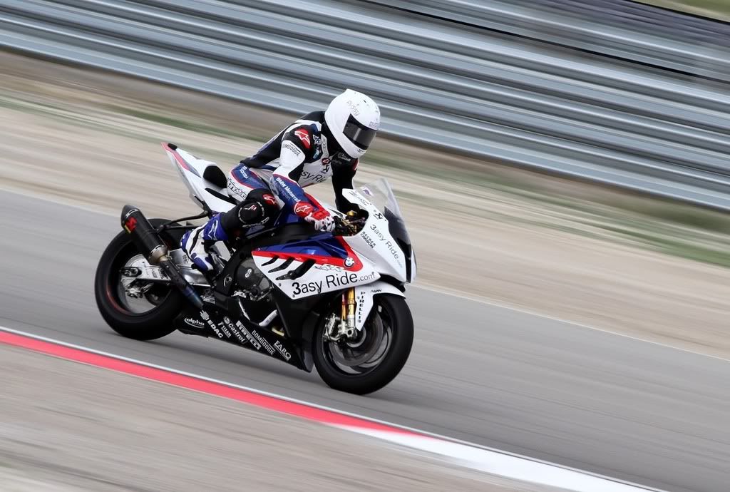 IMAGE: http://img.photobucket.com/albums/v224/ImperialRed/WSBK%202010/small.jpg