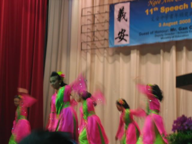 Image hosted by Photobucket.com