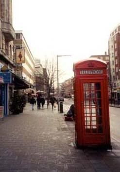 london phone booth