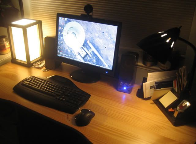 deskfeb2.jpg