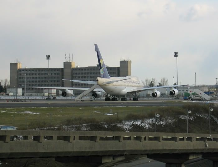 747Saudi.jpg