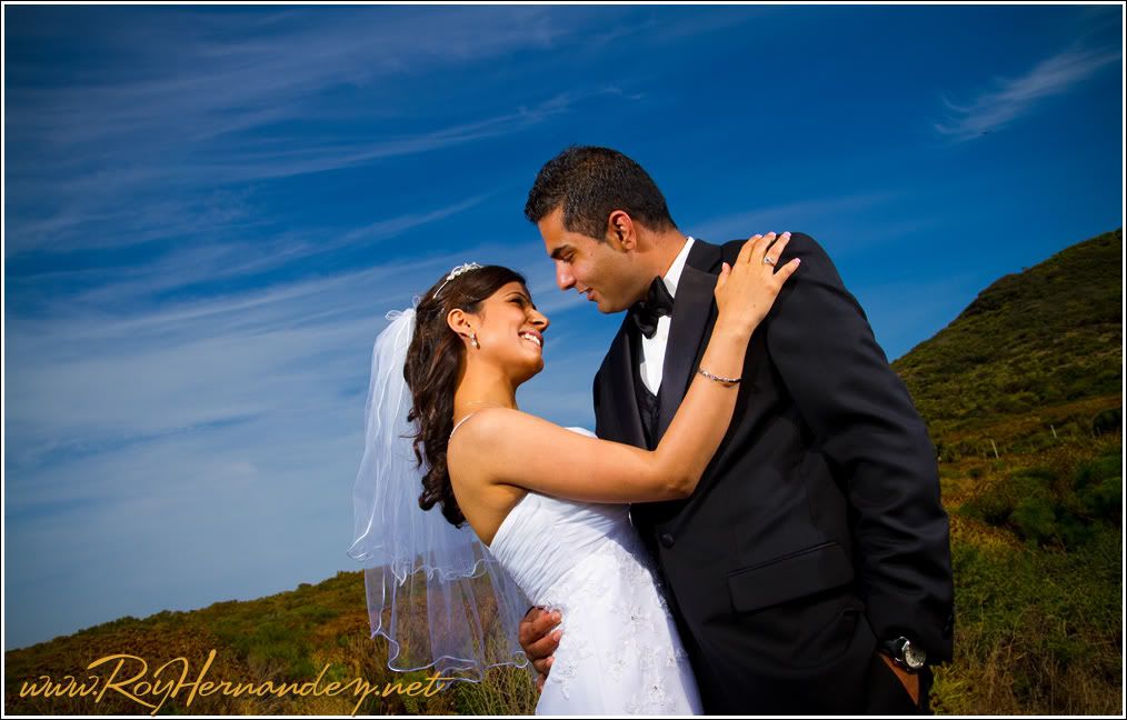 Bridal photos in Malibu by Roy Photographer