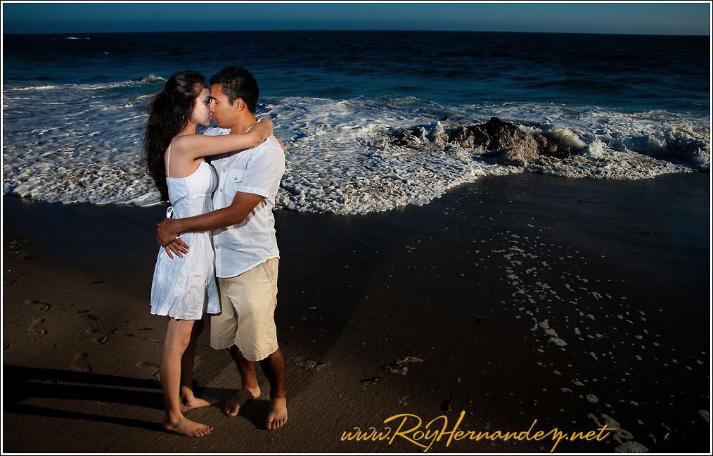Fotografia de Compromiso en Malibu Beach por Roy Photographer
