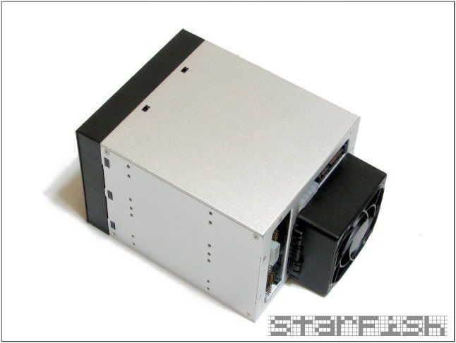 sata-box-2.jpg