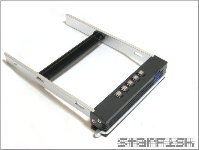 sata-box-6.jpg