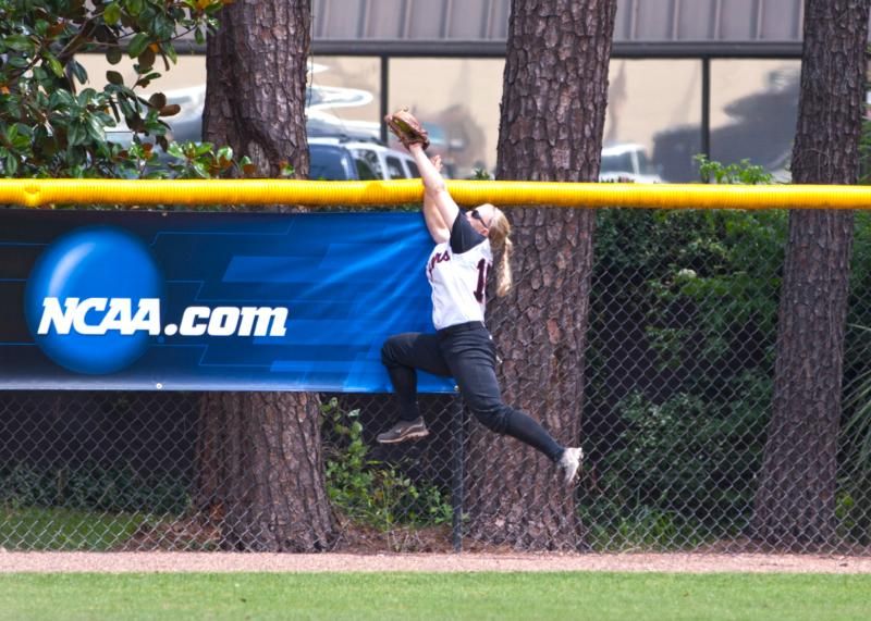 IMAGE: http://img.photobucket.com/albums/v228/Bubba_T/AN1T6369-minimalhdr-Copy.jpg