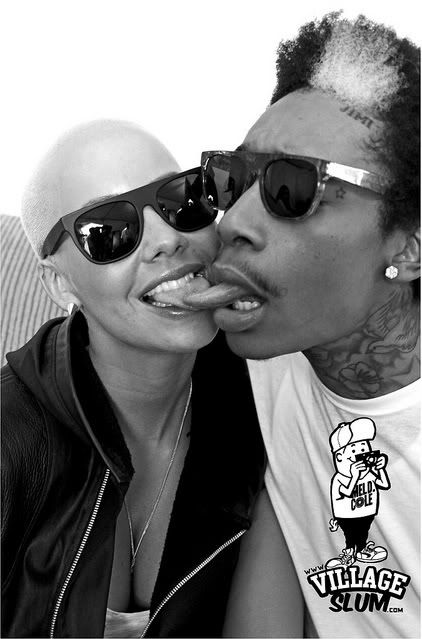 wiz khalifa and amber rose kissing. Disses amber rose have the