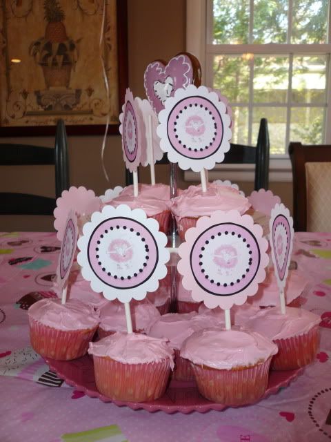 Pink cupcakes with Angelina toppers that I made Water bottle labels I made