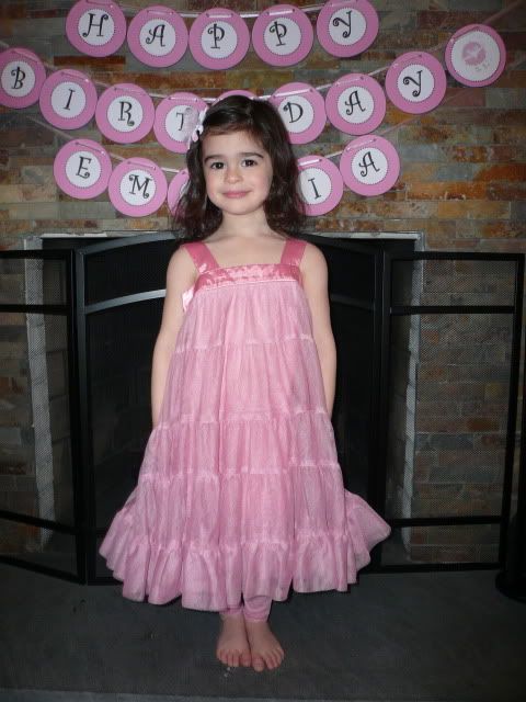 Emilias 3rd birthday Angelina Ballerina partyPIC HEAVY