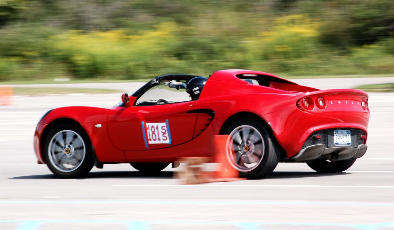 http://img.photobucket.com/albums/v230/zg326/autocross/1280.jpg