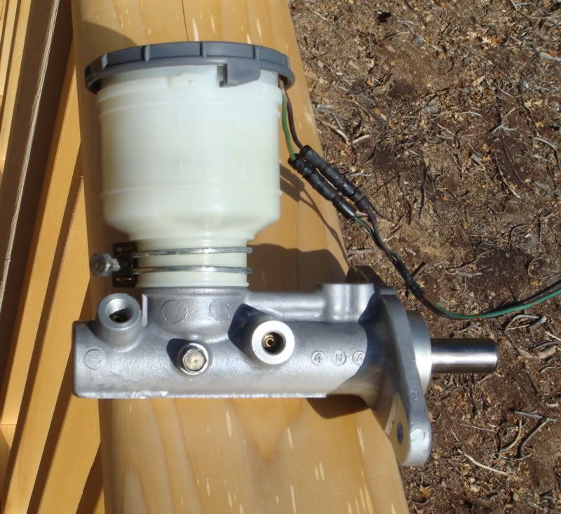 '91 Civic EX 15/16" master cylinder. Perfect for 8895 Civics w/rear disc or big brakes! N. CA