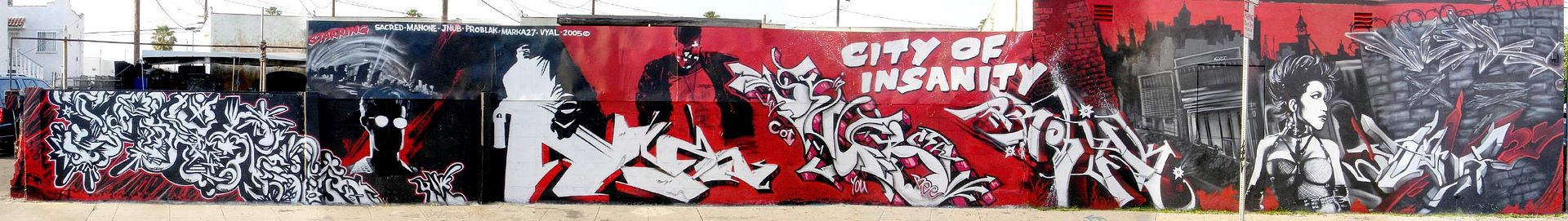 http://img.photobucket.com/albums/v231/miss_flow/Graffiti3SinCity.jpg