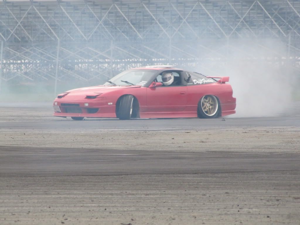 http://img.photobucket.com/albums/v232/RogueTorino/Drift%20Faction%20Nov%206%202010/IMG_0057.jpg