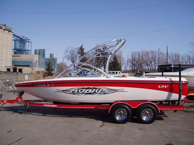 boat007.jpg
