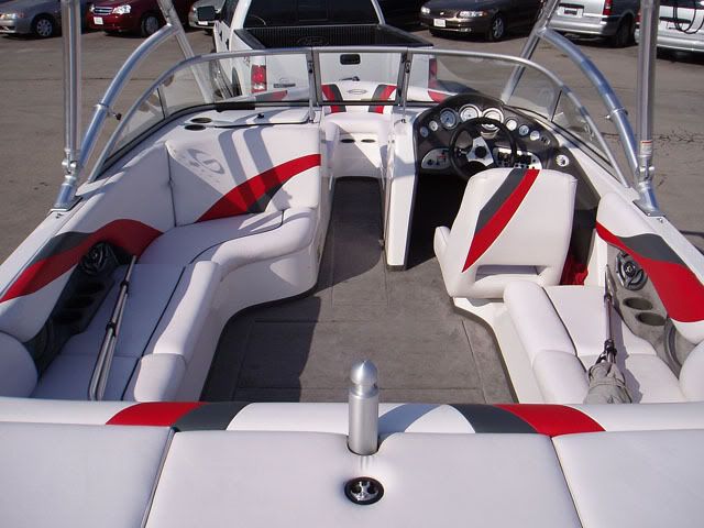 boat012.jpg