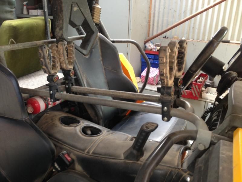 CanAm Commander Forum Gun racks / cases?