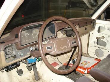 parting out 1982 toyota 4x4 #6