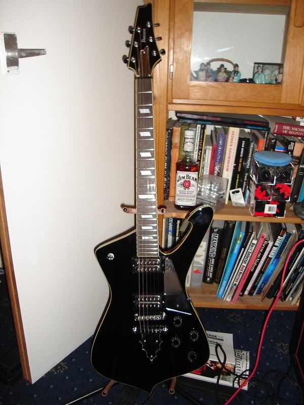 Ibanez Iceman Ultimate Guitar