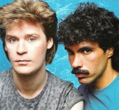 http://img.photobucket.com/albums/v236/fuzzrockerrock/Hall-and-Oates-733833.jpg
