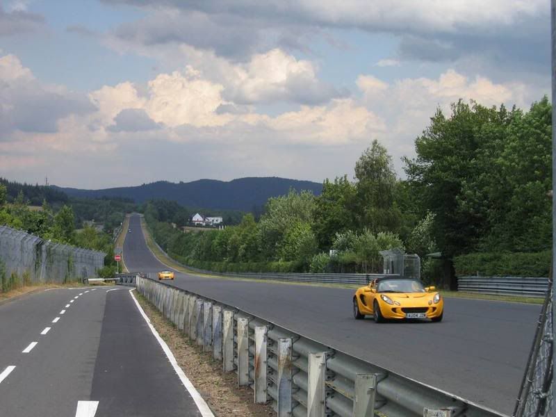 http://img.photobucket.com/albums/v237/delamaurice/Sweden/nurburgring-1.jpg