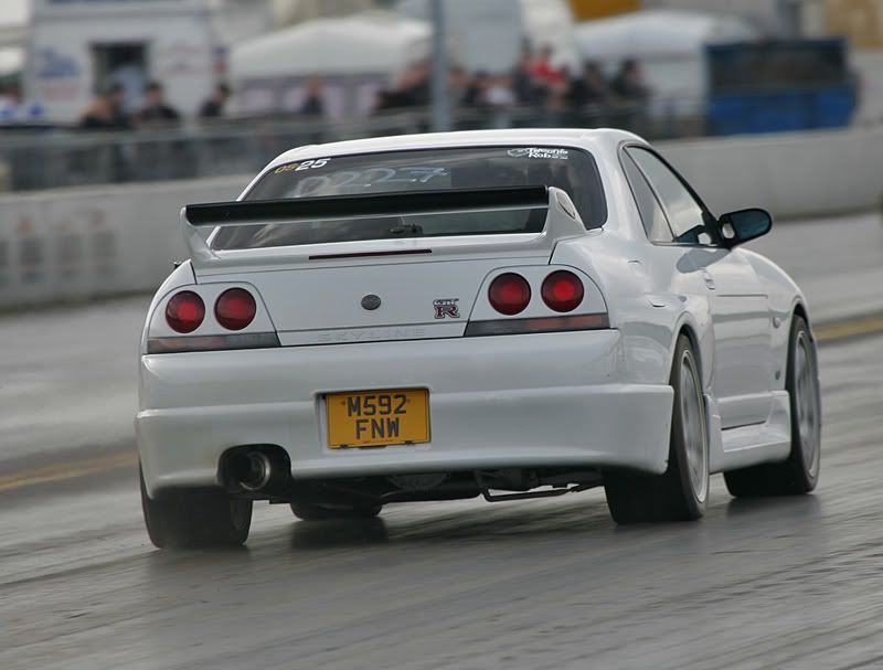 [Image: FASTSHOWR33GTR5.jpg]