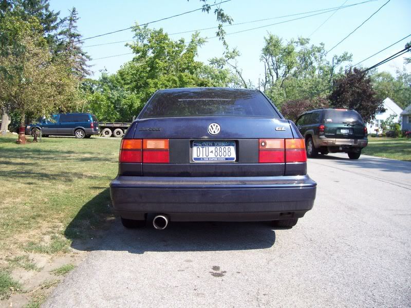 http://img.photobucket.com/albums/v240/Shriver87/jetta011.jpg?t=1189111615