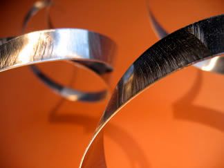 IMAGE: http://img.photobucket.com/albums/v240/mckc/Scooterstwirl.jpg