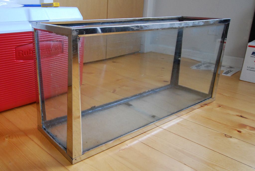 Need inspiration for an old odd sized metal framed aquarium. The Planted Tank Forum