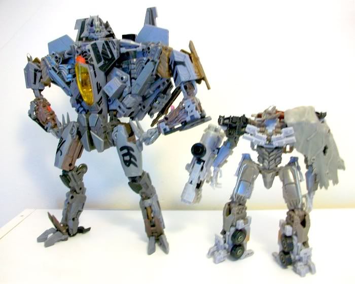 transformers toy scale