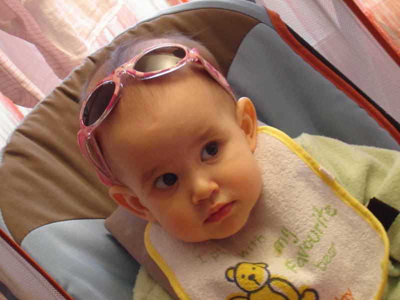 And here&#39;s some cute pics of my little meanie with her oh so cool sunglasses on top of her head (a la mummy). - DSC01382