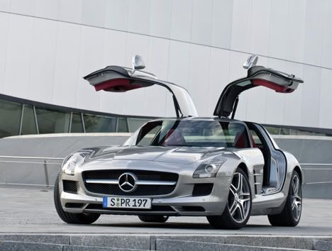 http://img.photobucket.com/albums/v243/DoctorX/1-gullwing-30.jpg?t=1258205340