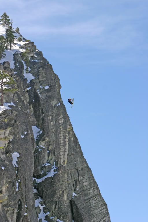 IMAGE: http://img.photobucket.com/albums/v243/mrmerick/IMG_ChrisBASE3copy.jpg