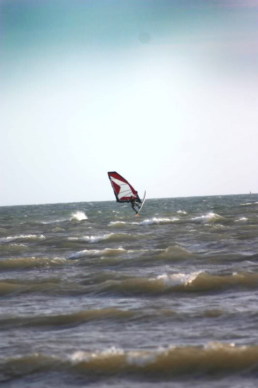 windsurf2low.jpg