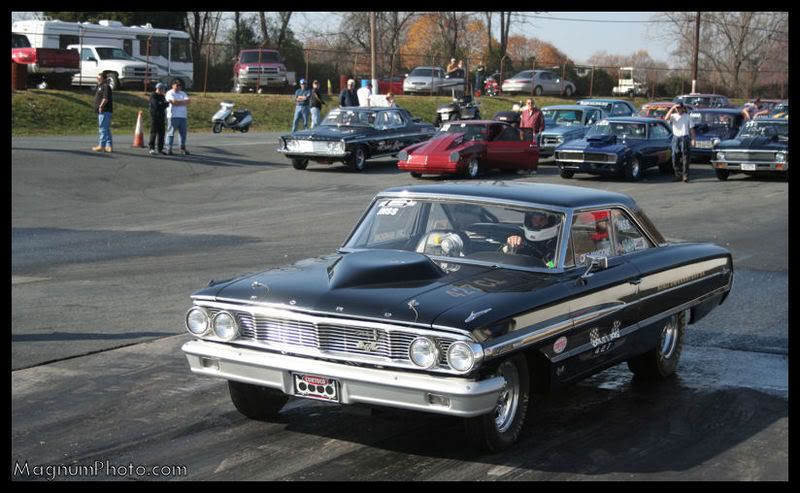IMAGE: http://img.photobucket.com/albums/v244/ChrisACR/Cars/427Ford.jpg