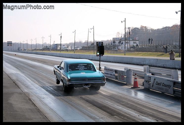 IMAGE: http://img.photobucket.com/albums/v244/ChrisACR/Cars/Velletire.jpg