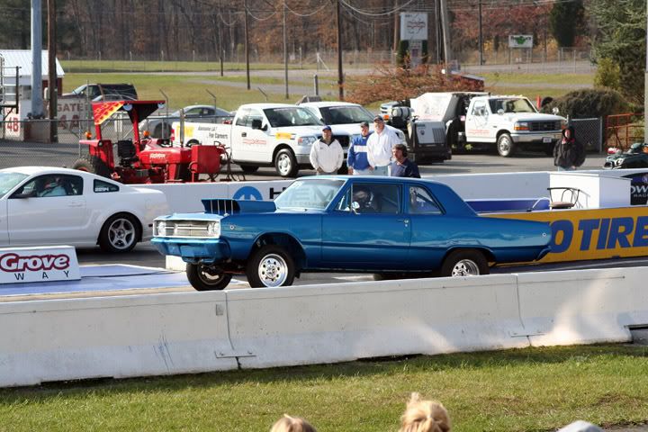 IMAGE: http://img.photobucket.com/albums/v244/ChrisACR/Cars/dartwheelie.jpg